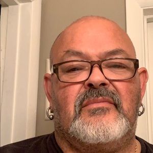 Meet your Posher, Julio